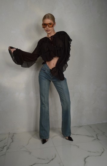 Spodnie jeansy z rozszerzaną nogawką i paskiem RETRO JEANS 