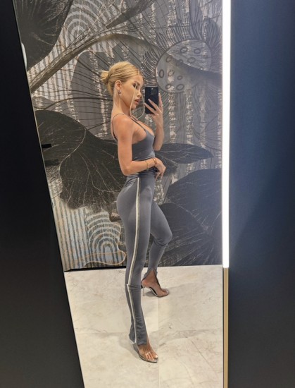 Modelujący top na ramiączkach w kolorze szarym PUSH UP SPORT GREY