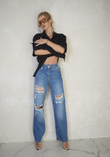 Spodnie jeansowe z mocnymi przetarciami w kolorze niebieskim DENİM NAVY BLUE vibe 90