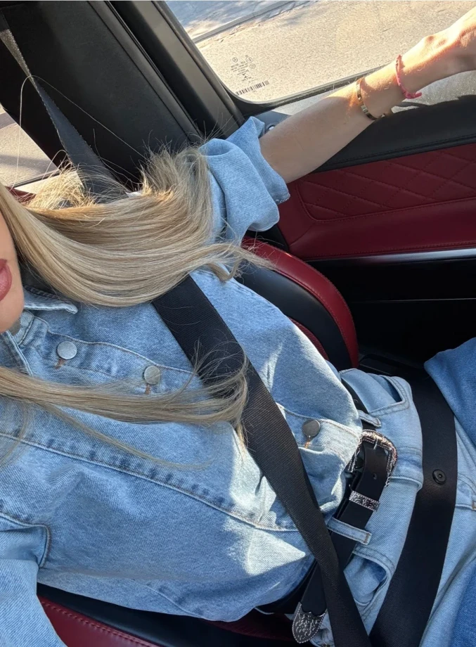 Koszula jeansowa damska z poduszkami na ramionach DENIM ICON