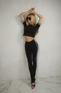 Modelujące elastyczne leginsy w kolorze czarnym z efektem Push Up SPORT ICON BLACK