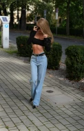 Klasyczne jasno niebieskie jeansy z prostą nogawką CLASSIC BLUE JEANS
