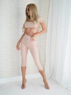 Bluzka w formie crop top w kolorze beżowym BASIC MOVE
