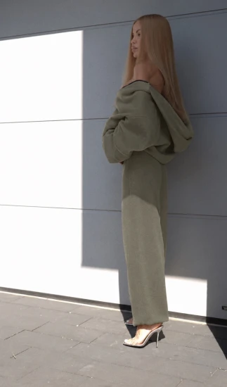 THE AUTUMN EDIT - kobiece spodnie dresowe w kolorze ecru z bawełny organicznej KHAKI SENSUAL PANTS 