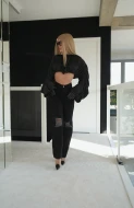 Jeansy spodnie w kolorze czarnym z przetarciami DARK MIST JEANS