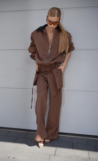 CAFE SOCIETY CLUB - klasyczne spodnie z prostą nogawką w kolorze brązowym CAFE BROWN PANTS 