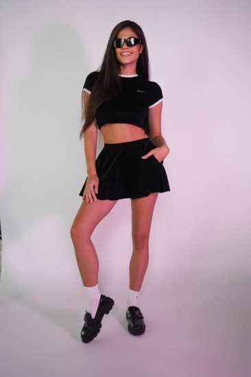 Bluzka w kolorze czarnym z aksamitu Black Dream 